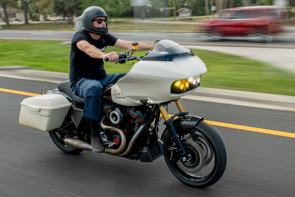 M8 Bagger Mid-Controls Shorty Exhaust