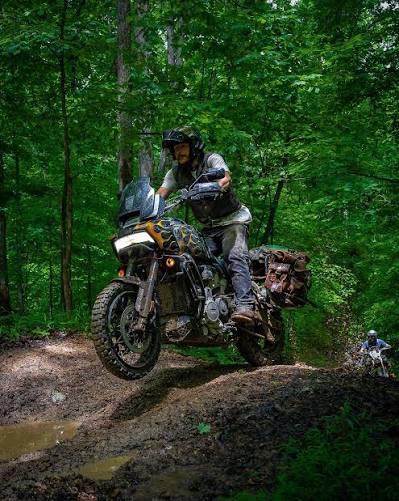 Danger Dan’s Sawicki-equipped H-D Pan America Rippin’ Up Born-Free Texas