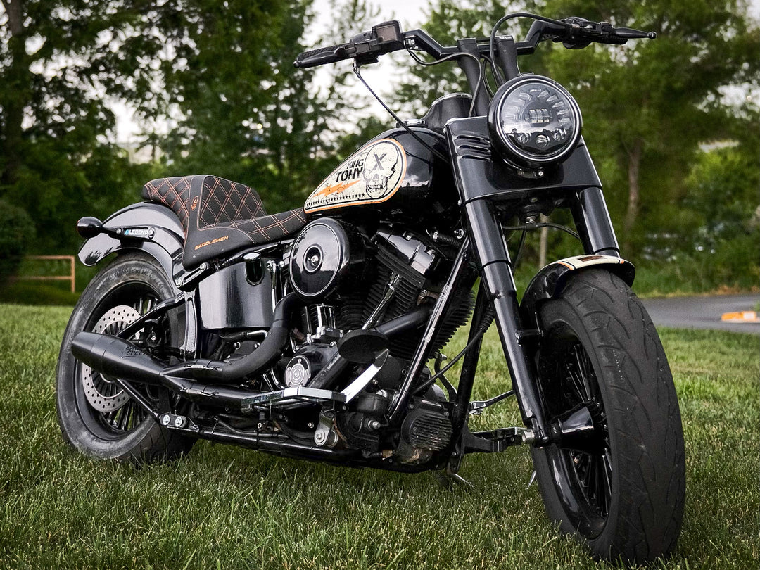 Harley-Davidson twin cam Softail with Sawicki Speed 2-into-1 shorty exhaust