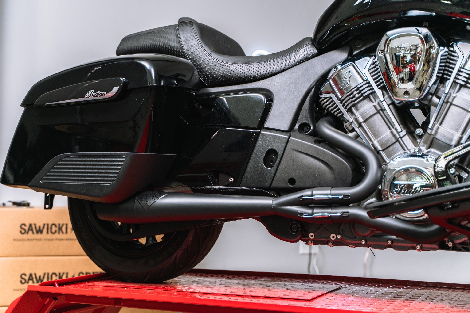 Indian Challenger Mid-Length Exhaust – Sawicki Speed