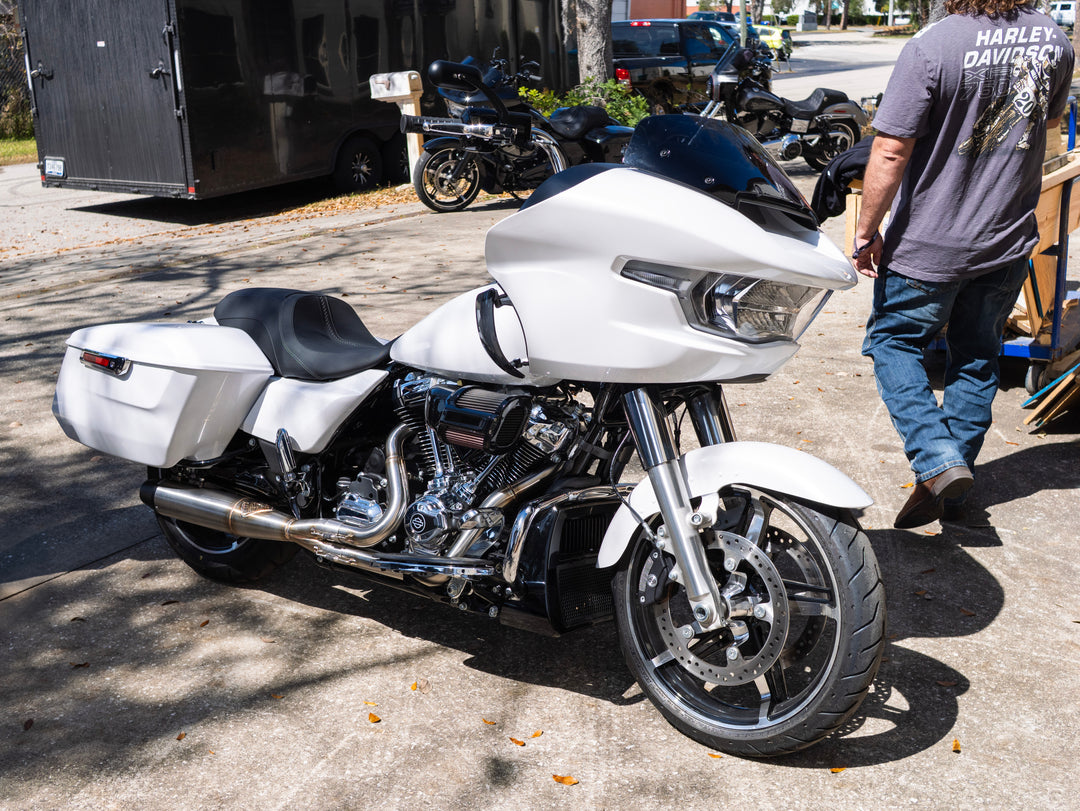 M8 Bagger Mid-Length Exhaust