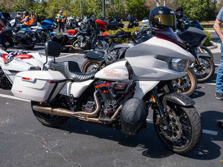 M8 Bagger Mid-Length Exhaust