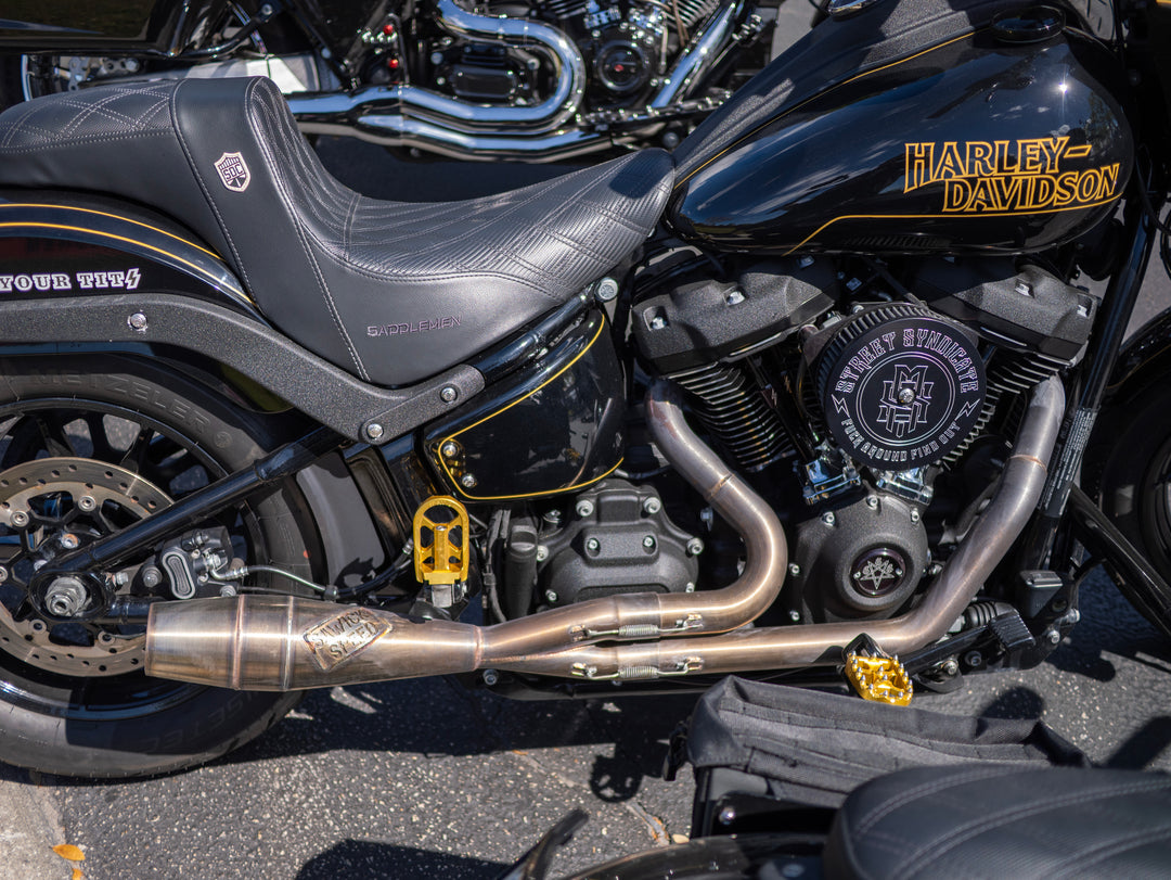 M8 Softail Shorty Exhaust