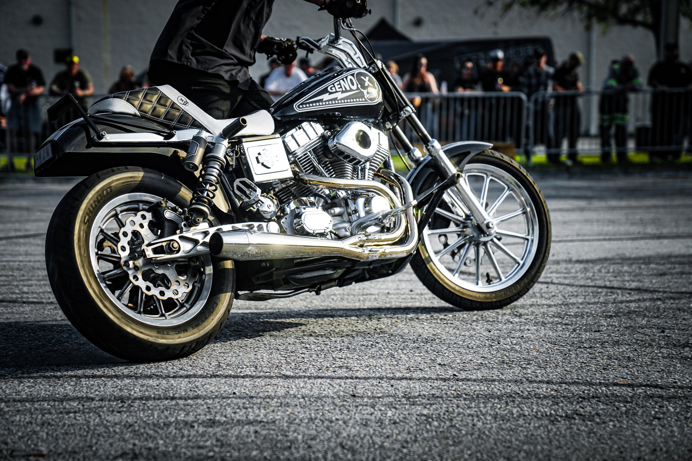 Dyna Mid-Length Exhaust